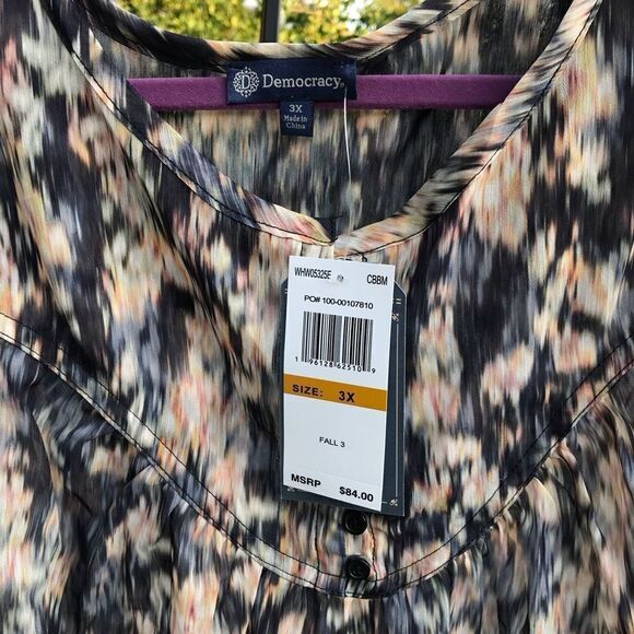 Democracy Blouse  - Picture 6 of 9